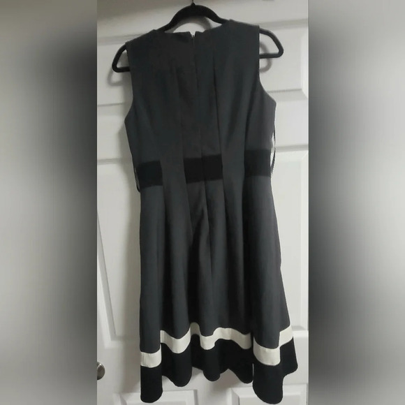 Calvin Klein - NWOT- Charcoal Gray A-Line Dress, Size 6 - Picture 4 of 6